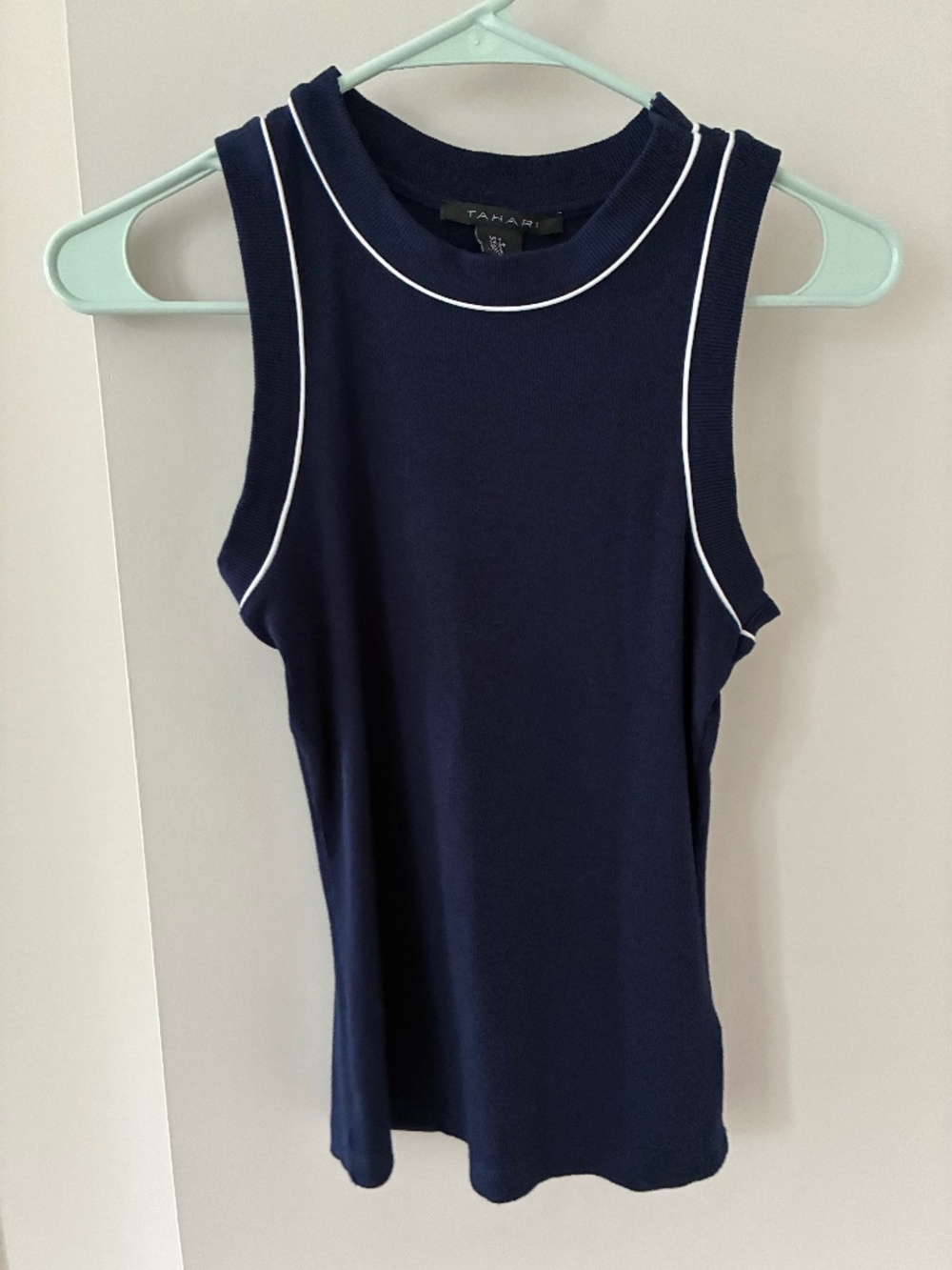 Tahari Navy ribbed tank top with white piping Size S